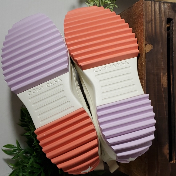 Converse Run Star Hike Hi Platform Embroidered Floral Unisex Sz: /A01583C - Picture 11 of 14